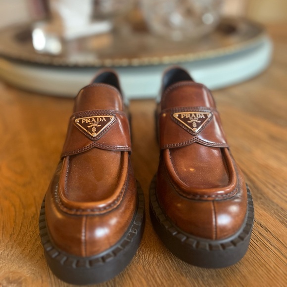 Prada Women’s Loafers - Size 5 - Picture 1 of 13